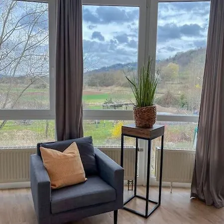 Modernes Mit Balkon, Parkplatz Und Smart Tv Bis Zu 10 Personen *