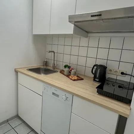 Apartamento Modernes Mit Balkon, Parkplatz Und Smart Tv Bis Zu 10 Personen Weinstadt
